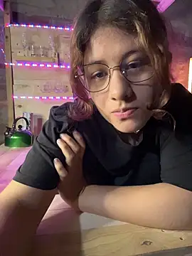 dakota021 online show from March 9, 2:37 am