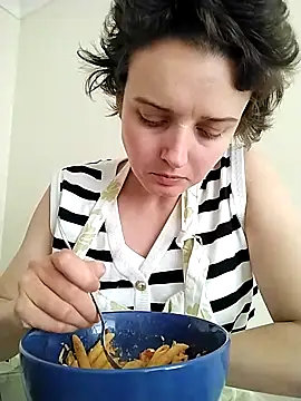 Amy01112 online show from May 8, 12:19 pm