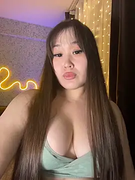 MonamiOnizuka online show from December 14, 9:42 pm