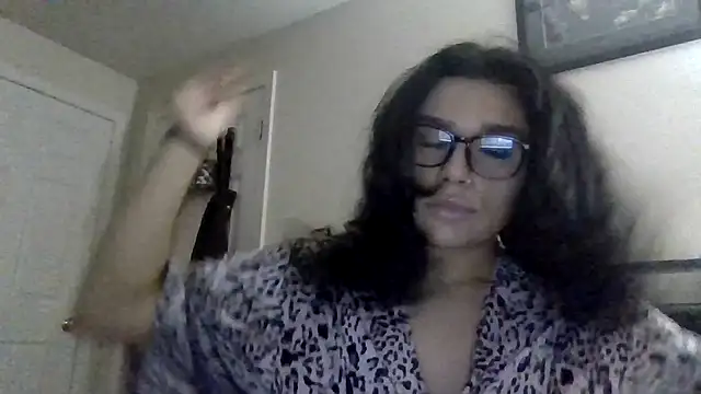 lunabellaX0 online show from December 3, 11:07 pm