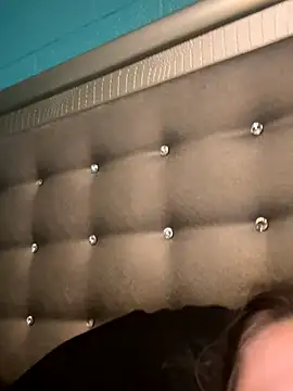 kenziebby0202 online show from December 1, 9:13 am