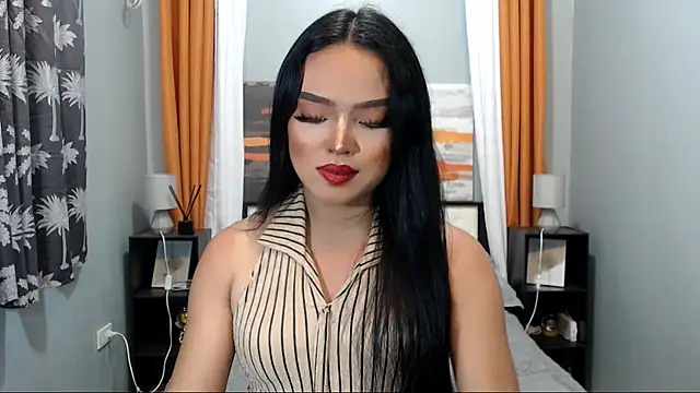 Fantacyloverr online show from February 15, 5:34 pm