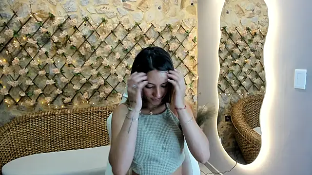 GoldenMusee  online show from December 2, 7:27 pm