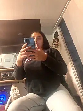 the-queen-of-money online show from December 3, 11:40 pm