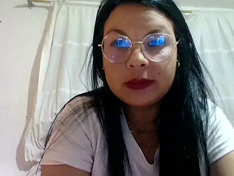 antonella-3433 online show from December 2, 5:42 am