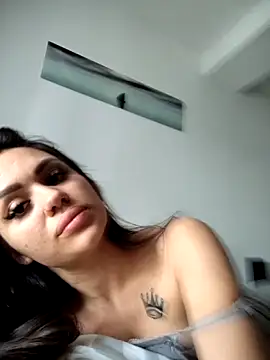 SiennaLuxexx online show from June 9, 2:05 pm