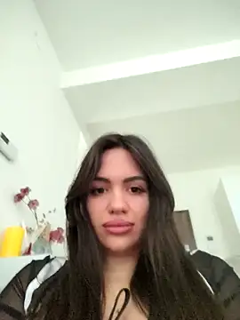 SiennaLuxexx online show from April 10, 11:05 am