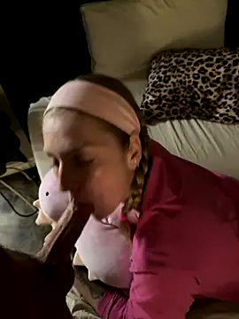 FrankandBaby online show from December 3, 3:20 am