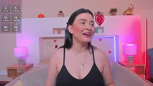 AnikaRomanoff  online show from March 9, 11:35 am