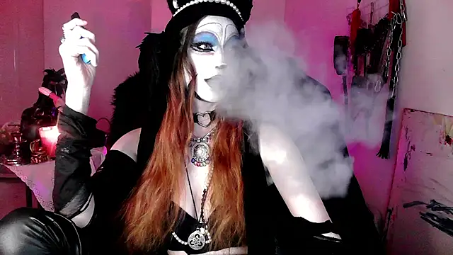 EmpressMorrigan online show from February 8, 2:10 pm