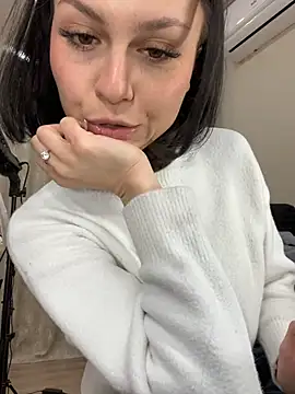 MonicaMercer online show from February 9, 7:10 am