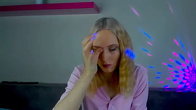 Gina Gina love online show from December 22, 11:13 am