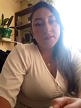 Valeria montana  online show from April 4, 12:37 pm