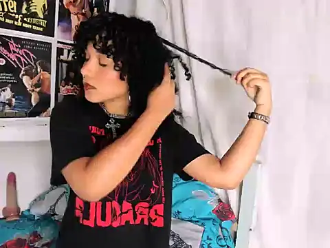 Annroxx online show from March 8, 5:22 am