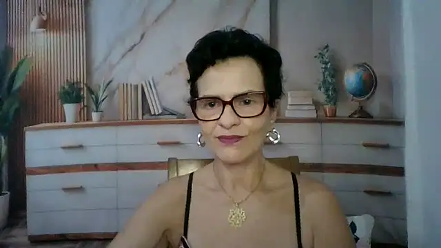 Luna-Hot0802 online show from February 20, 12:39 pm