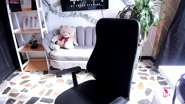 melodysnow  online show from January 5, 8:34 pm