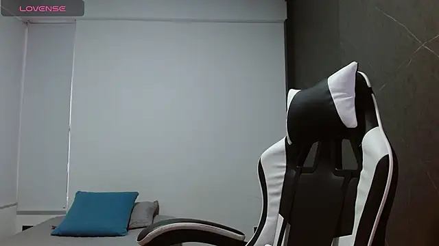 candy rosemaryy online show from January 8, 11:58 am