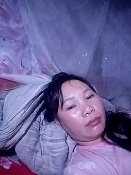 ava-dellght online show from April 15, 9:15 pm