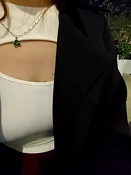 Baby-Linh online show from March 13, 1:01 pm