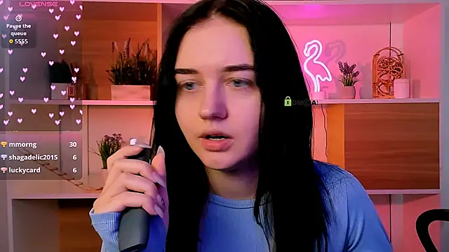 diara ti online show from December 14, 9:59 am