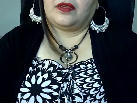 Soniya Sha online show from February 18, 3:33 pm