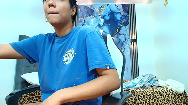 Valentina and sneider  online show from February 24, 7:23 pm