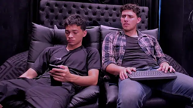 big  friends online show from May 5, 8:23 pm