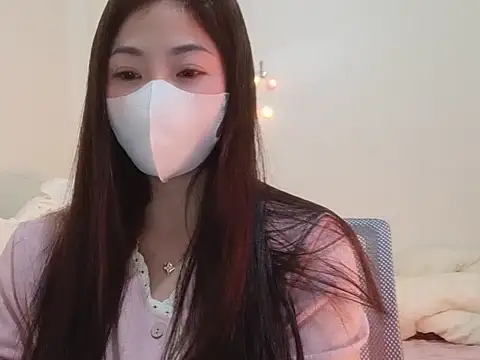 Mimy18 online show from January 8, 5:50 pm