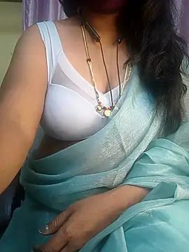 Preeti345 online show from April 9, 5:10 am