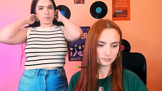jenna elayne online show from July 27, 10:45 am