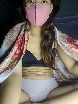 polly chan online show from December 15, 4:45 pm