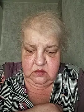 HapinessLovee online show from February 11, 1:01 pm