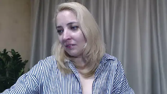 sweetpussy online show from May 16, 2:49 pm