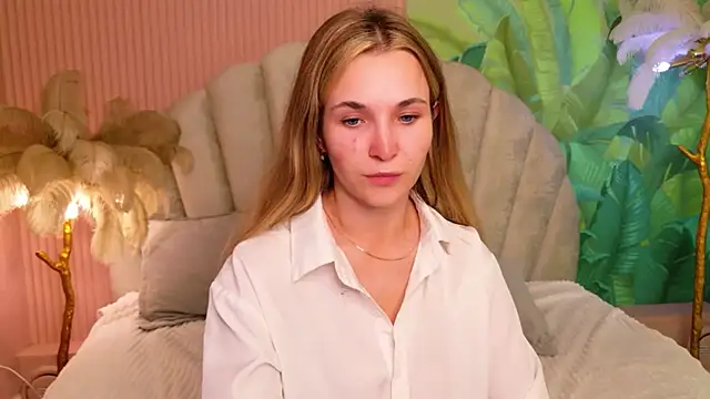 Lina Sinerz online show from July 12, 5:25 pm