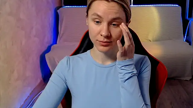 MiaBun1 online show from April 14, 3:28 am