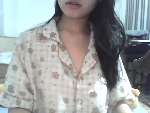 KellyCin online show from December 14, 6:25 pm