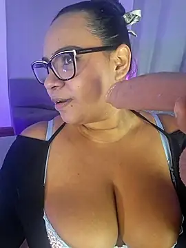 chocolattesexxx online show from February 18, 3:27 am