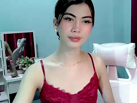 Ur hottestdella online show from February 3, 4:43 am