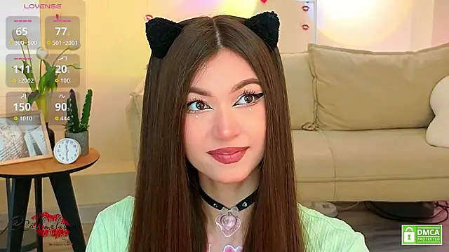 oliviaah  online show from March 15, 3:47 pm