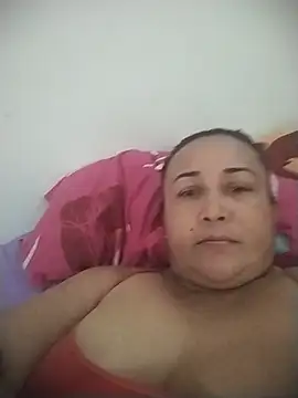 Nini Love  online show from May 24, 2:16 pm