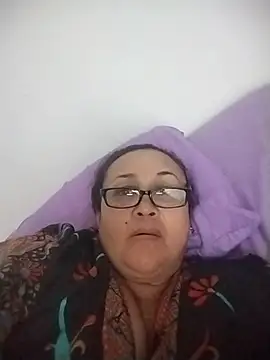 Nini Love  online show from July 17, 2:27 am