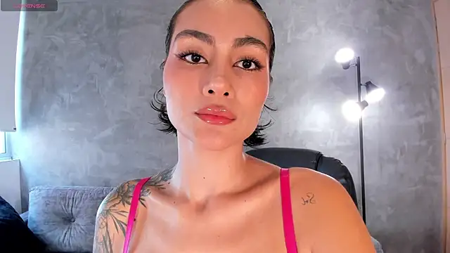 ValerieAustin online show from February 17, 3:33 pm