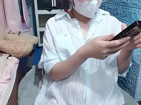 Yumi69 online show from December 16, 4:13 pm