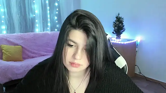 KisaModel online show from January 31, 7:11 pm