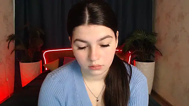 KisaModel online show from April 9, 1:08 am