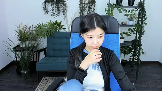 SirenMystiq online show from January 14, 7:41 pm