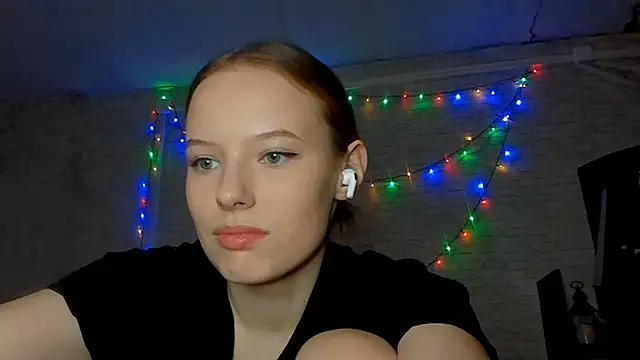 deep eyes online show from January 14, 7:35 am