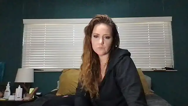 brathbur online show from December 18, 8:46 pm