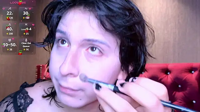 Shelly bat online show from April 11, 10:35 pm