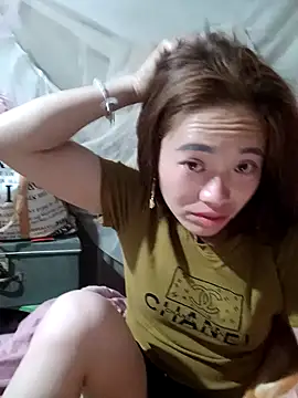 little-effy online show from February 13, 2:19 pm